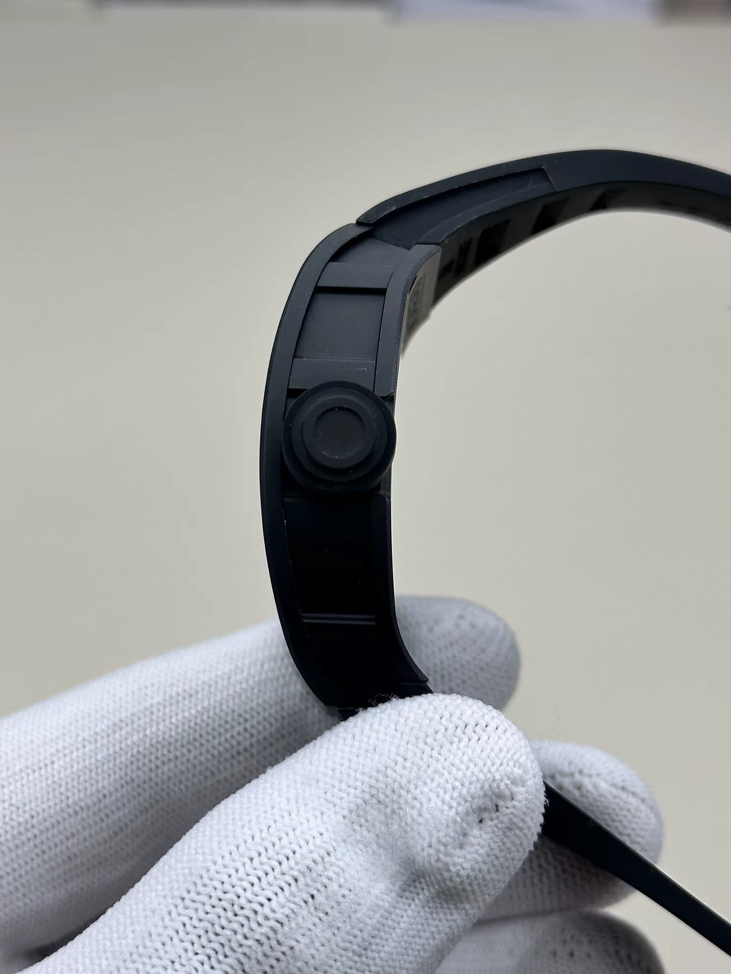 High - Quality Black Carbon Fiber Mechanical Watch - Ultra - Thin Sports RM055 Watch - MCROONS.COM