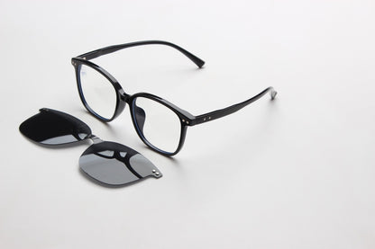 ME - DVG - 333 - MCROONS.COM