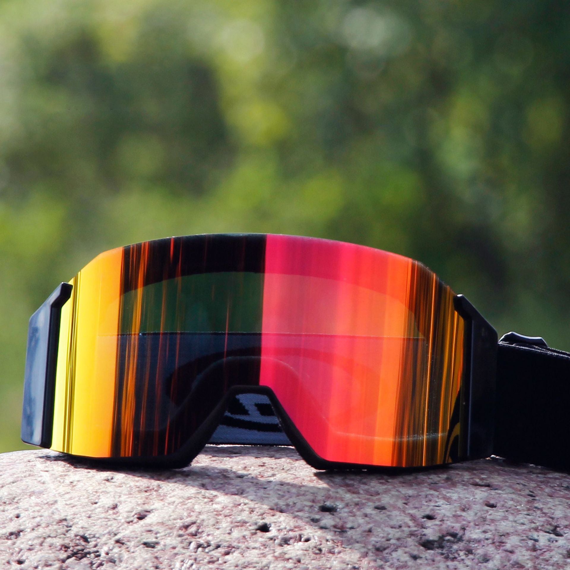 ME - SMT - 112 - MCROONS.COM