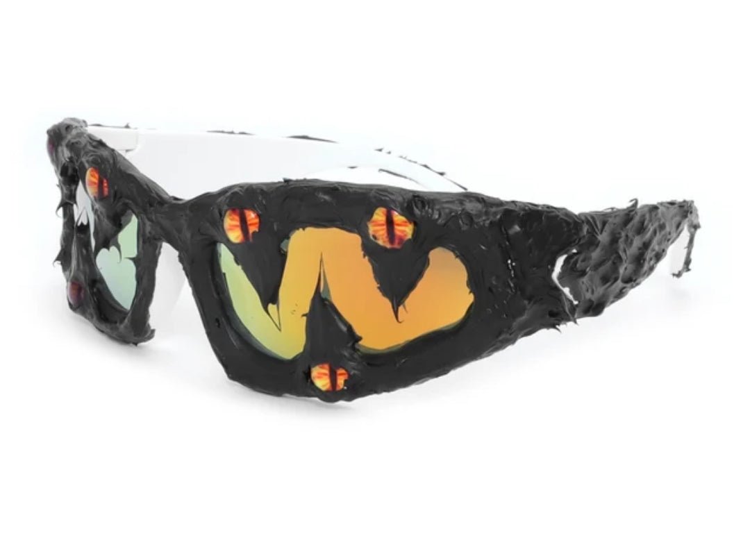 ME - YGG - 121 - MCROONS.COM