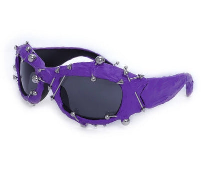 ME - YGG - 124 - MCROONS.COM