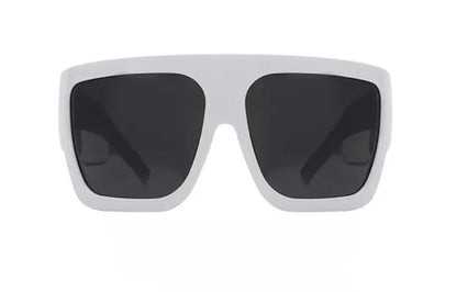 ME - YGG - 132 - MCROONS.COM