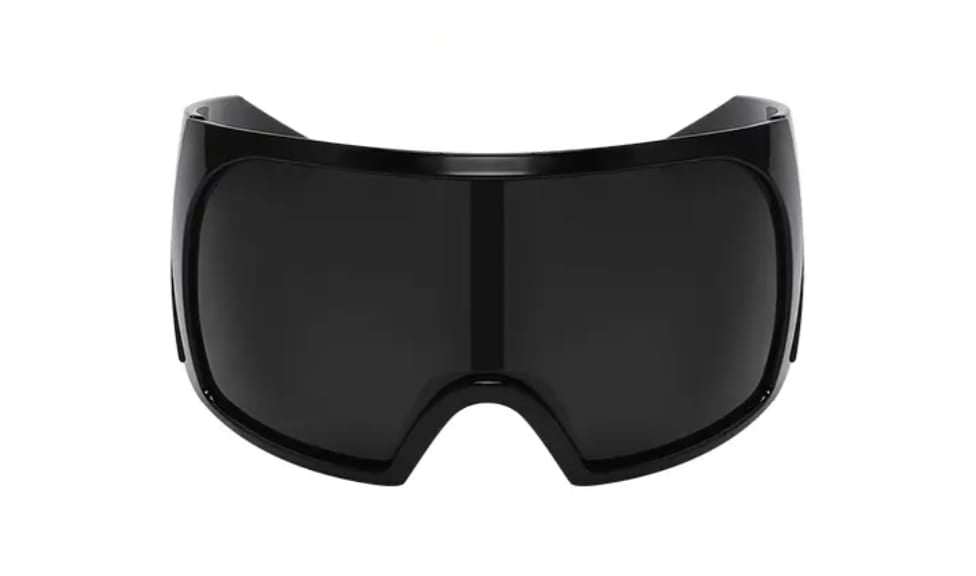 ME - YGG - 136 - MCROONS.COM