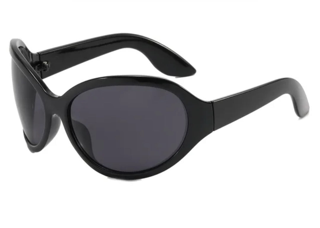 ME - YGG - 139 - MCROONS.COM