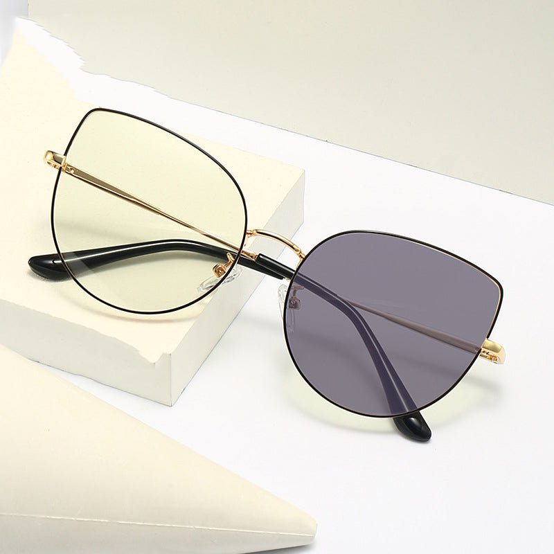 ME - ZQS - 108 - MCROONS.COM