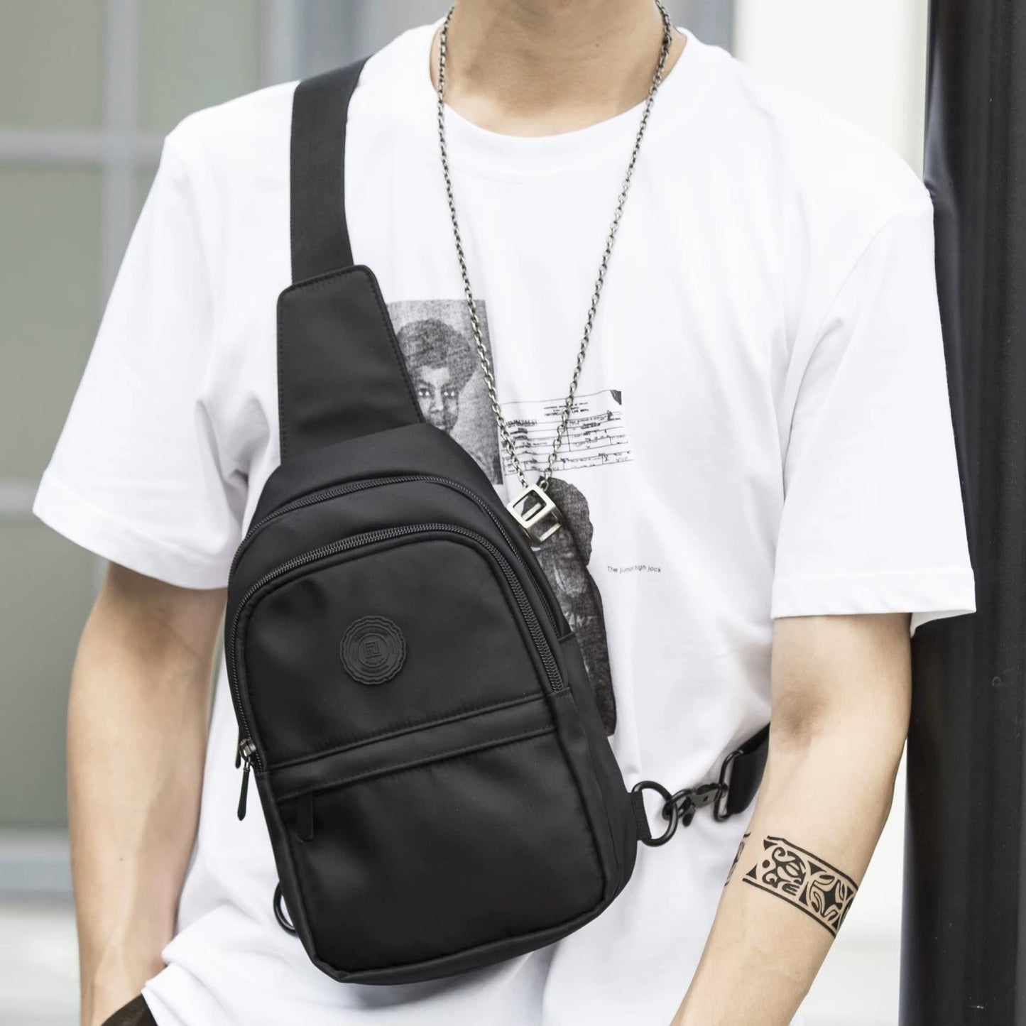 MOYYI Chest Bags for Men Crossbody Bags for Sport Outdoors Sling Bags - MCROONS.COM