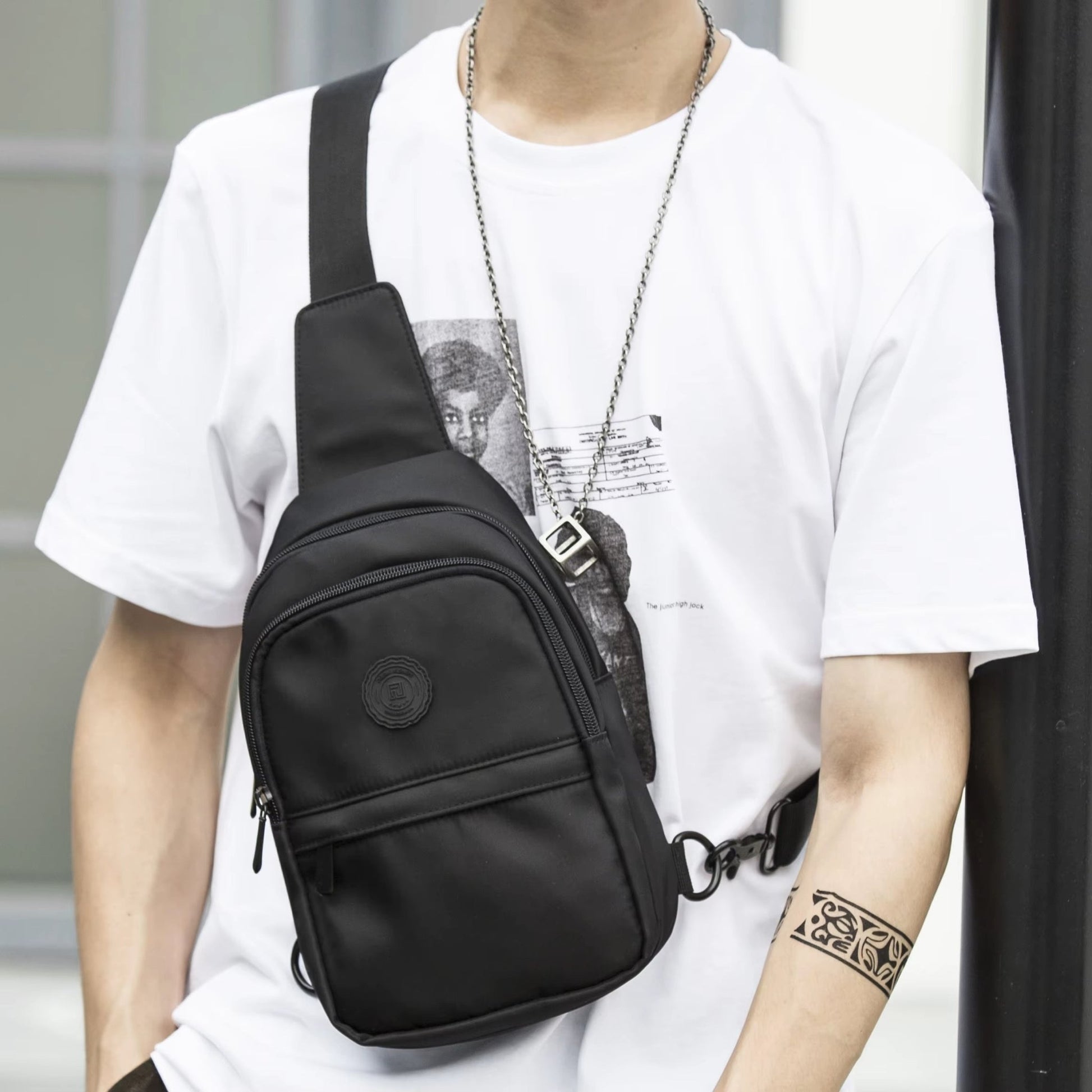 MOYYI Chest Bags for Men Crossbody Bags for Sport Outdoors Sling Bags - MCROONS.COM